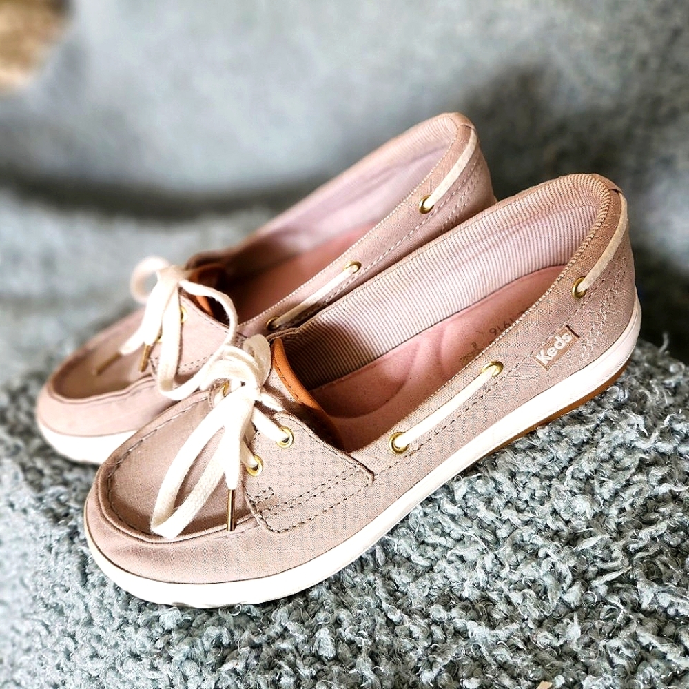 KEDS 5.5 Lace Up Canvas Women's Shoe